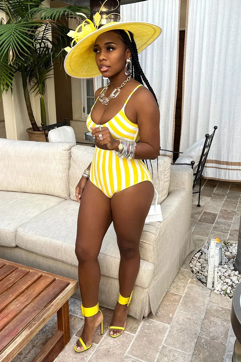 Color Block Striped Smart Cutout One Piece Swimwear 2 Color Block Striped Smart Cutout One Piece Swimwear - Image 2