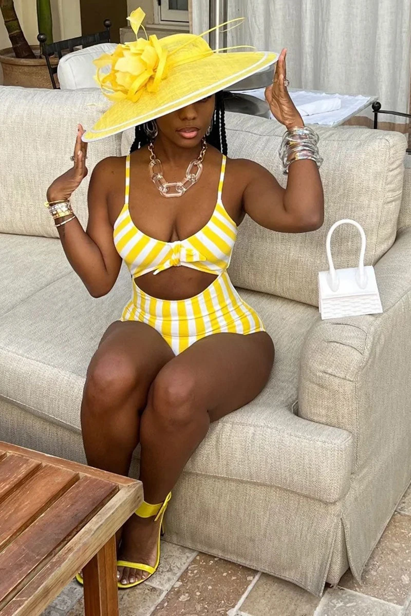 Color Block Striped Smart Cutout One Piece Swimwear 4 Color Block Striped Smart Cutout One Piece Swimwear - Image 4